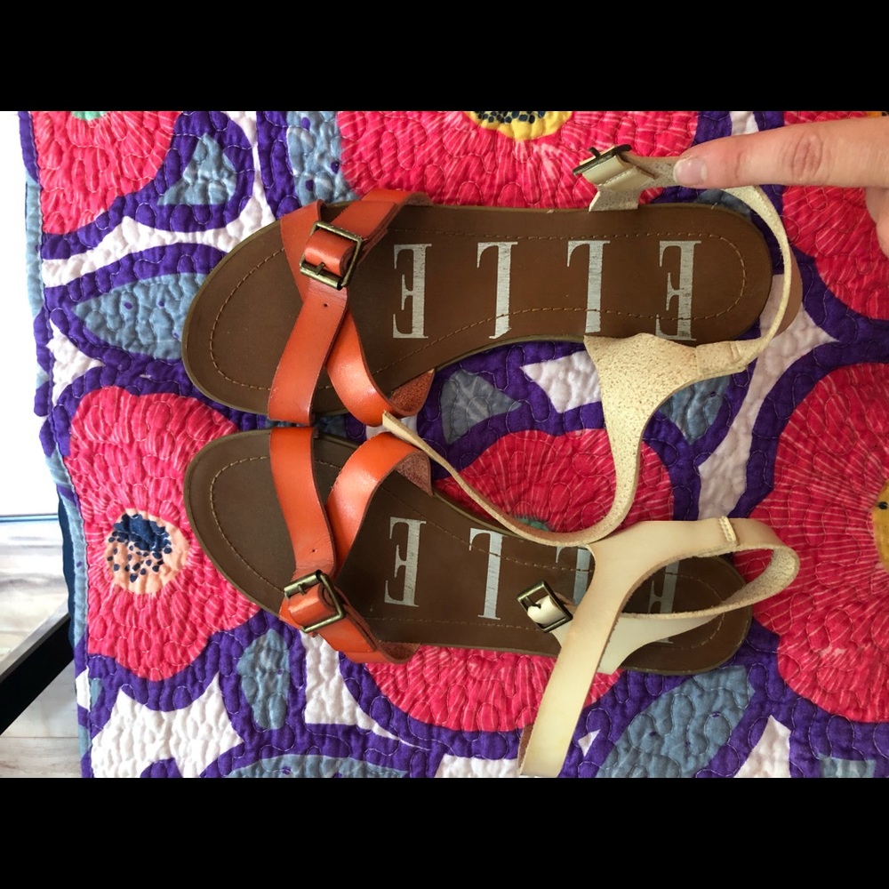 Elle sandals